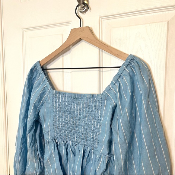✧･ﾟNWOT old navy striped top - Picture 4 of 5